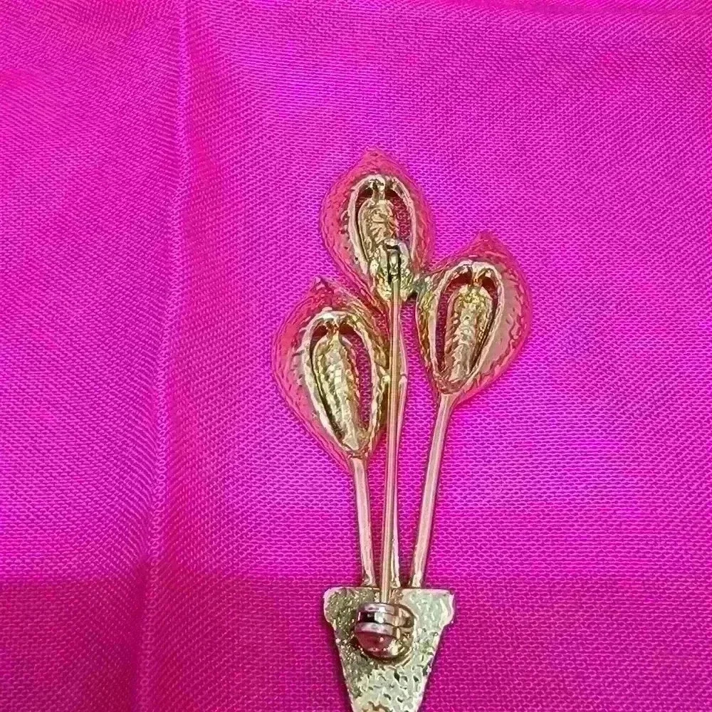Beautiful Ladies Vintage Brooch - Picture 8 of 9
